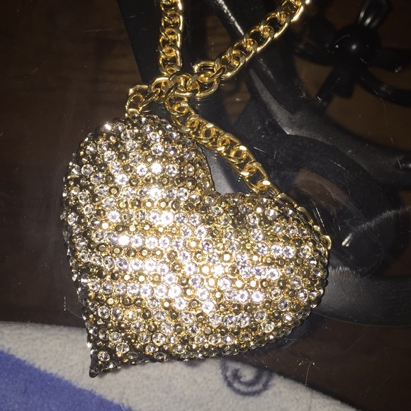 Beautiful heart ❤️ necklace - Picture 6 of 6